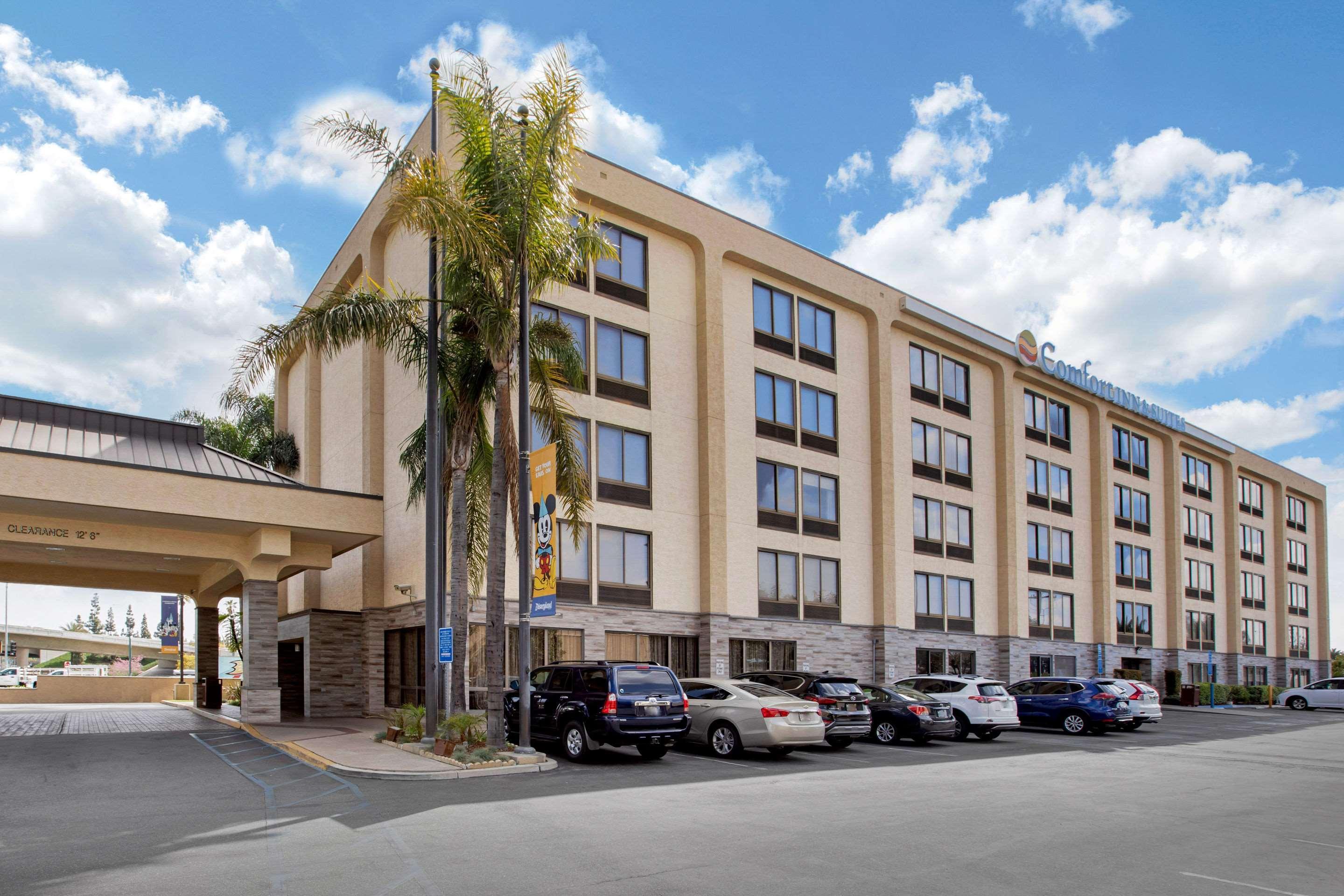 Comfort Inn Anaheim Resort Exterior photo